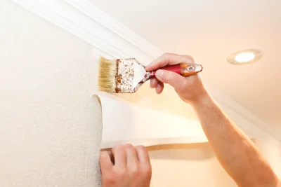 Pose de papier peint à Saint-Cergues — revêtements muraux et toiles de verre